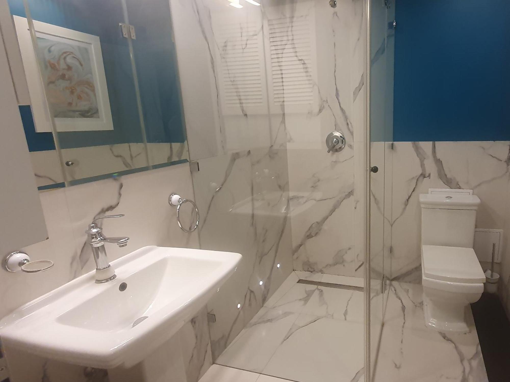 City Center Apartment Near Public Swimming Pool Varsovie Extérieur photo